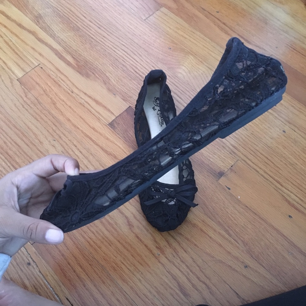 black flats- lace